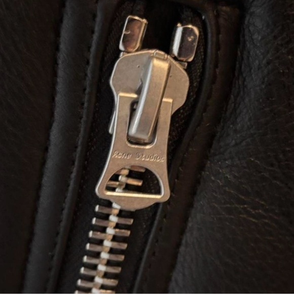 Acne Studios Velocite (XS-S) Black Shearling Oversize Leather Jacket - Picture 5 of 5